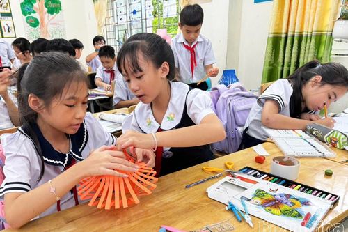 Đẩy mạnh giáo dục STEM trong trường phổ thông