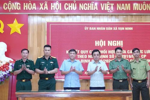 Xã Vạn Ninh ký kết quy chế phối hợp thực hiện Nghị định số 03 và Nghị định số 02 của Chính phủ