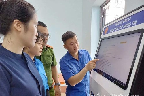 Bao La đưa nghị quyết vào cuộc sống