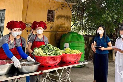 Phụ huynh đồng hành giữ 'lá chắn' an toàn thực phẩm