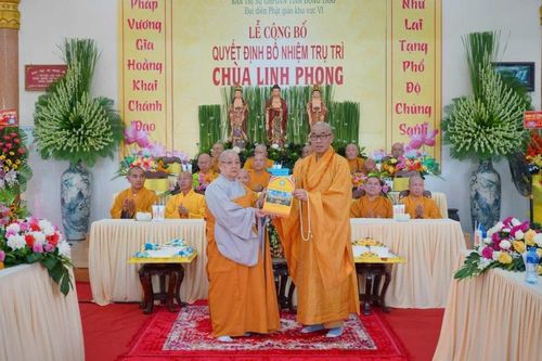 Đồng Tháp: Bổ nhiệm Ni sư Thích nữ Tắc Bửu làm trụ trì chùa Linh Phong