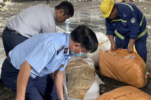 TP.HCM thu giữ hơn 41 tấn thực phẩm không rõ nguồn gốc trong gần 4 tháng