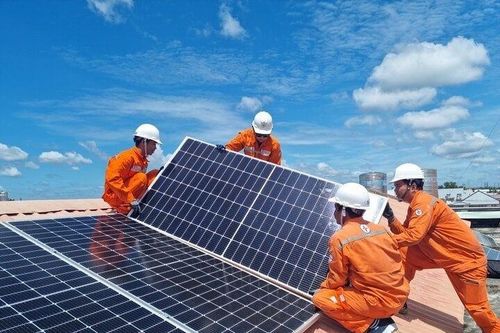 Phạt đến 20 triệu đồng nếu lắp điện mặt trời tự sản tự tiêu nối lưới không thông báo