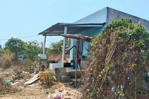 Phát hiện người đàn ông tử vong 3 ngày trước thềm nhà riêng