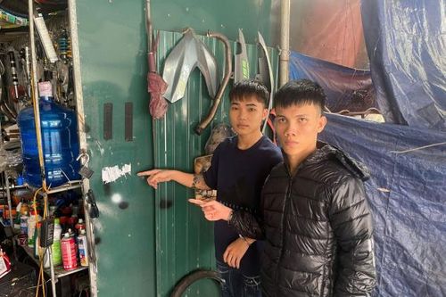 Bắt 2 đối tượng lừa đảo 86 người bằng thủ đoạn dán đè mã QR