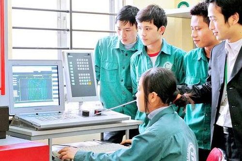 Chuẩn hóa trình độ đào tạo của giảng viên cao đẳng