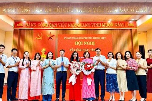 Phường Thanh Liệt công bố quyết định bổ nhiệm lại cán bộ quản lý giáo dục