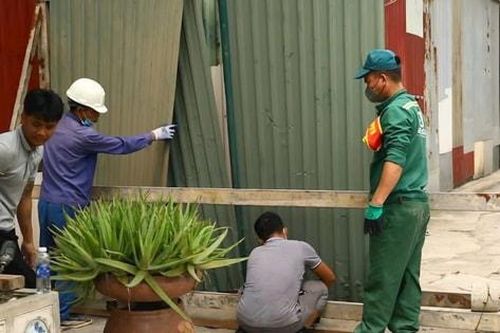Xã Sơn Đồng cưỡng chế, phá dỡ công trình vi phạm trên đất công