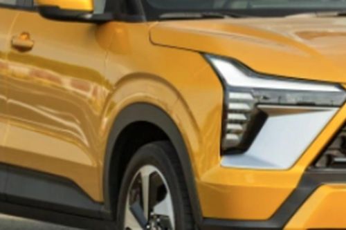 Giá xe Mitsubishi giảm mạnh, thấp kỷ lục, Mitsubishi Xpander, Mitsubishi Xpander Cross rẻ hiếm thấy