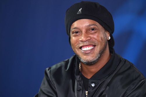 Biệt thự triệu euro của Ronaldinho gây chú ý