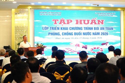 Khai mạc lớp tập huấn bơi an toàn, phòng chống đuối nước trẻ em năm 2026
