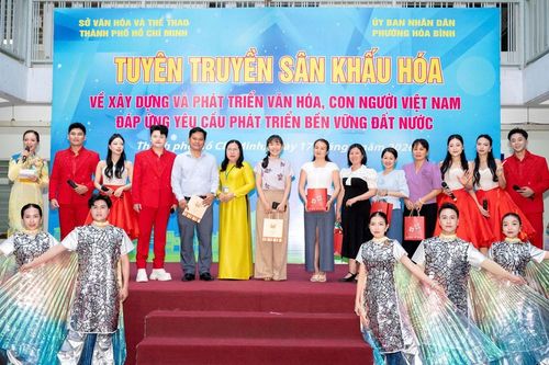 Sân khấu hóa tuyên truyền xây dựng văn hóa ứng xử cho học sinh