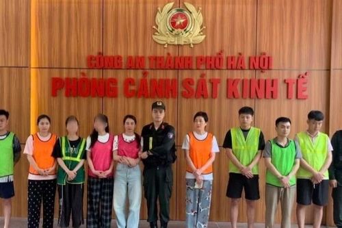 Hà Nội triệt phá ổ nhóm thu thập trái phép thông tin cá nhân người khác mở tài khoản ngân hàng bán thu lợi bất chính