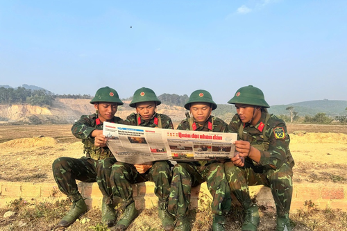 Anh em cùng tiến