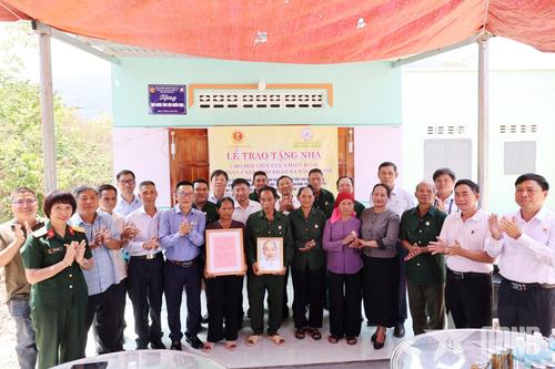 Khánh Hòa: Bàn giao nhà 'Nghĩa tình cựu chiến binh' tại xã Bác Ái Đông