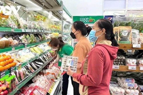 Đề xuất nâng mức thu nhập làm căn cứ xác định người phụ thuộc lên 3 triệu