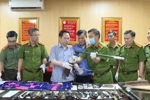 Công an Thanh Hóa đã thu hồi 2.326 khẩu súng