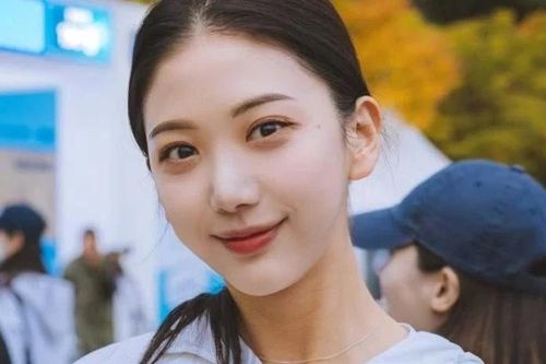 Phiên tòa vụ MC thời tiết 28 tuổi qua đời để lại 17 trang thư tuyệt mệnh