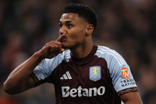 Aston Villa vào bán kết, Antony ôm hận rời Europa League