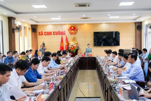 Phó Bí thư Tỉnh ủy Võ Thị Minh Sinh làm việc với các xã: Con Cuông, Môn Sơn, Mậu Thạch, Cam Phục, Châu Khê, Bình Chuẩn