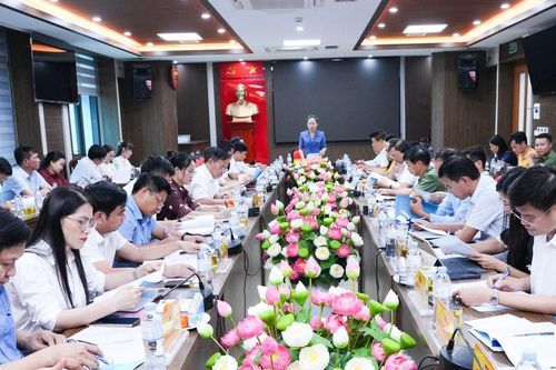 Phó Bí thư Tỉnh ủy Võ Thị Minh Sinh làm việc với các xã: Đô Lương, Bạch Ngọc, Văn Hiến, Bạch Hà, Thuần Trung, Lương Sơn