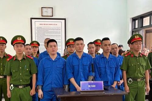 Mua bán trái phép số lượng lớn ma túy, 8 bị cáo ở Huế trả giá đắt