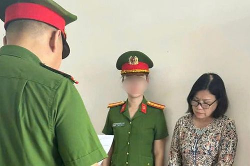Bắt tạm giam người phụ nữ 56 tuổi lừa bán đất dự án Núi Thành