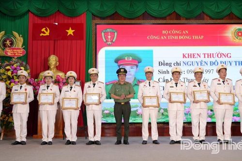 Họp mặt kỷ niệm 80 năm Ngày truyền thống lực lượng Cảnh sát quản lý hành chính về trật tự xã hội