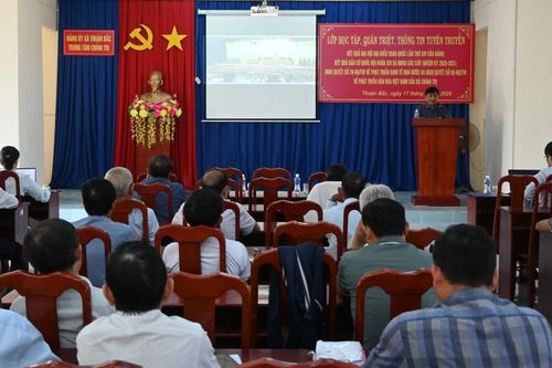 Xã Thuận Bắc quán triệt các nghị quyết và thông tin kết quả bầu cử