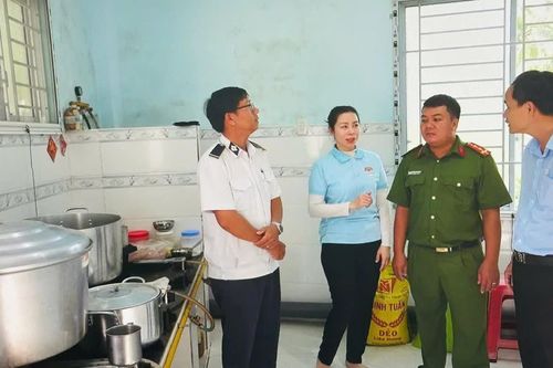 Xã Vạn Thắng triển khai Tháng hành động vì an toàn thực phẩm năm 2026