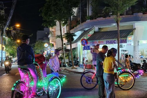 Khẩn trương kiểm tra, xử lý, chấn chỉnh hoạt động của xích lô điện tự chế tại Nha Trang