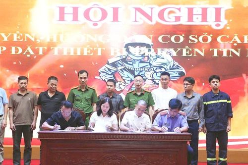 Hơn 350 người được tuyên truyền, hướng dẫn lắp đặt thiết bị truyền tin báo cháy