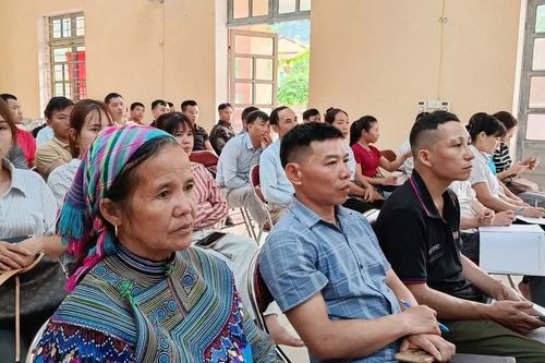 Hơn 100 cán bộ, đảng viên và Nhân dân xã Mỏ Vàng được tuyên truyền thực hiện dân chủ cơ sở