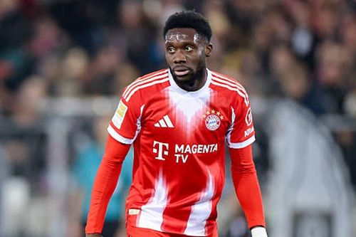 Man Utd chiêu mộ Alphonso Davies: Canh bạc xứng tầm để giải quyết khủng hoảng cánh trái
