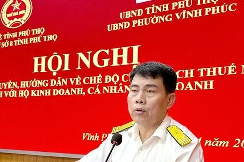 Thuế cơ sở 8 tỉnh Phú Thọ hỗ trợ hộ kinh doanh thực hiện chính sách thuế mới