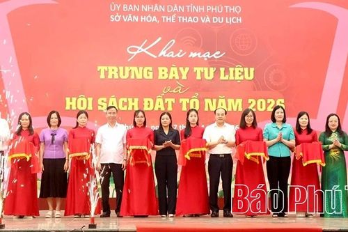 Khai mạc Trưng bày tư liệu và Hội sách Đất Tổ năm 2026