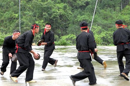 Độc đáo điệu múa 'Loỏng nào' của người Tày