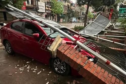 Giông lốc quét qua Thái Nguyên, một người tử vong