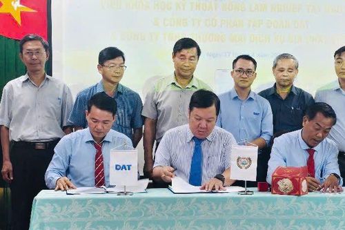 Trình diễn giải pháp bơm năng lượng mặt trời: Hướng đi bền vững cho nông nghiệp Tây Nguyên