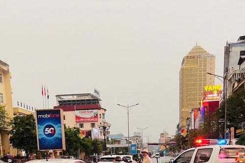 Thái Nguyên: Phân luồng, chống ùn tắc tại nhiều điểm ngập úng sau mưa lớn