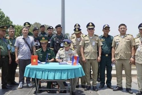Đồng Tháp: Tiếp nhận 226 công dân từ Vương quốc Campuchia trở về nước
