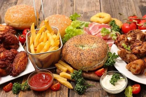 3 thói quen ăn uống 'khoái khẩu' đang bào mòn lá gan mỗi ngày mà nhiều người không nhận ra