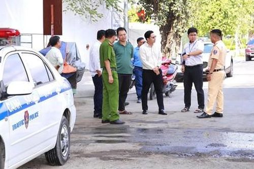 Thi công mất an toàn, chủ đầu tư dự án Vành đai 3 TPHCM bị CSGT lập biên bản
