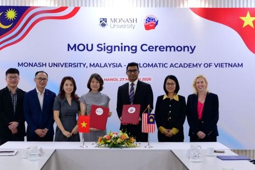 Đại học Monash tài trợ học bổng cho sinh viên có hoàn cảnh khó khăn