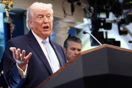 Ông Trump: Iran đồng ý giao nộp kho uranium làm giàu