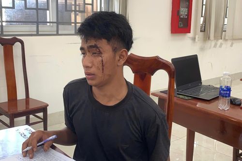 Tạm giam thanh niên không biết lái xe vẫn trộm ô tô, gây tai nạn ở Đắk Lắk