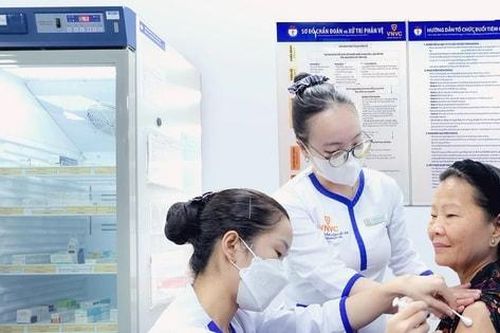 Vi rút RSV - 'Sát thủ thầm lặng' đe dọa sức khỏe người cao tuổi
