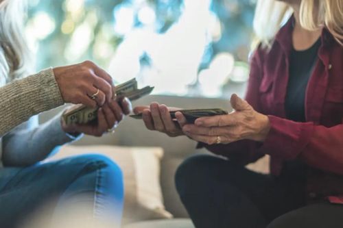 3 kiểu người nên tránh xa sau nghỉ hưu: Càng qua lại nhiều tuổi già càng dễ cô quạnh