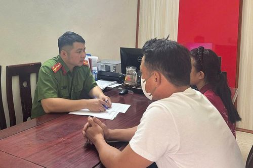 Giải cứu thiếu nữ 15 tuổi khỏi bẫy 'việc nhẹ lương cao' ngay trên xe khách