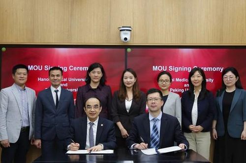 Trường Đại học Y Hà Nội và Đại học Bắc Kinh nâng tầm hợp tác đào tạo và nghiên cứu y khoa